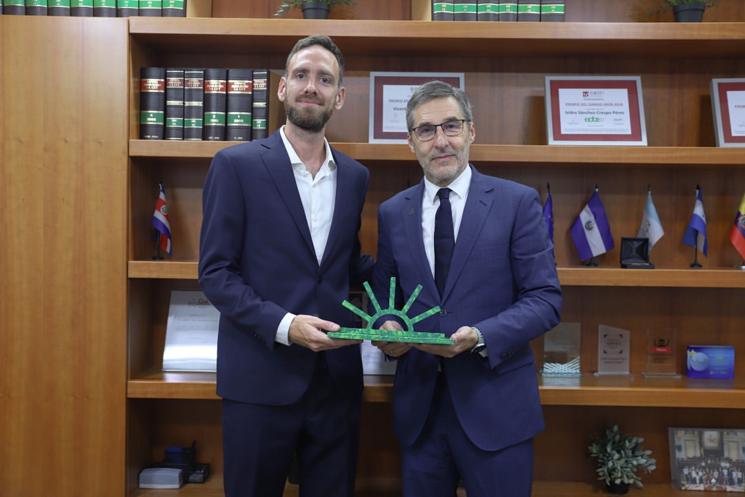 Premio a la excelencia académica