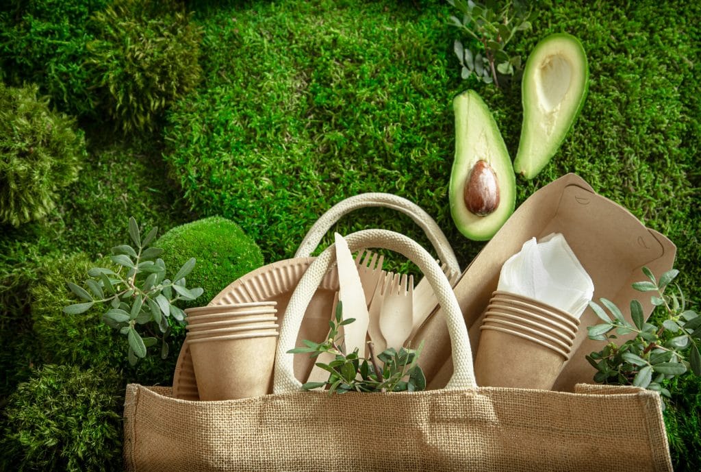 Eco-friendly, stylish, disposable, convenient, beautiful recyclable tableware. productos-ecologicos-en-tienda-sostenible